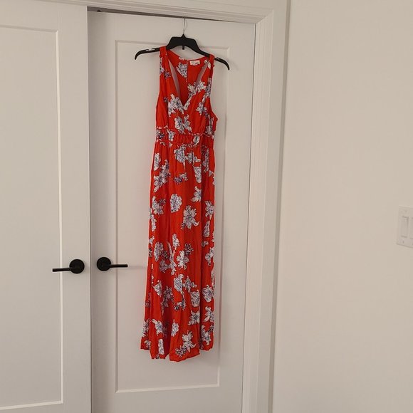 Similar to Lulu Size large: Long red maxi dress Red dress by Japna - Picture 1 of 5